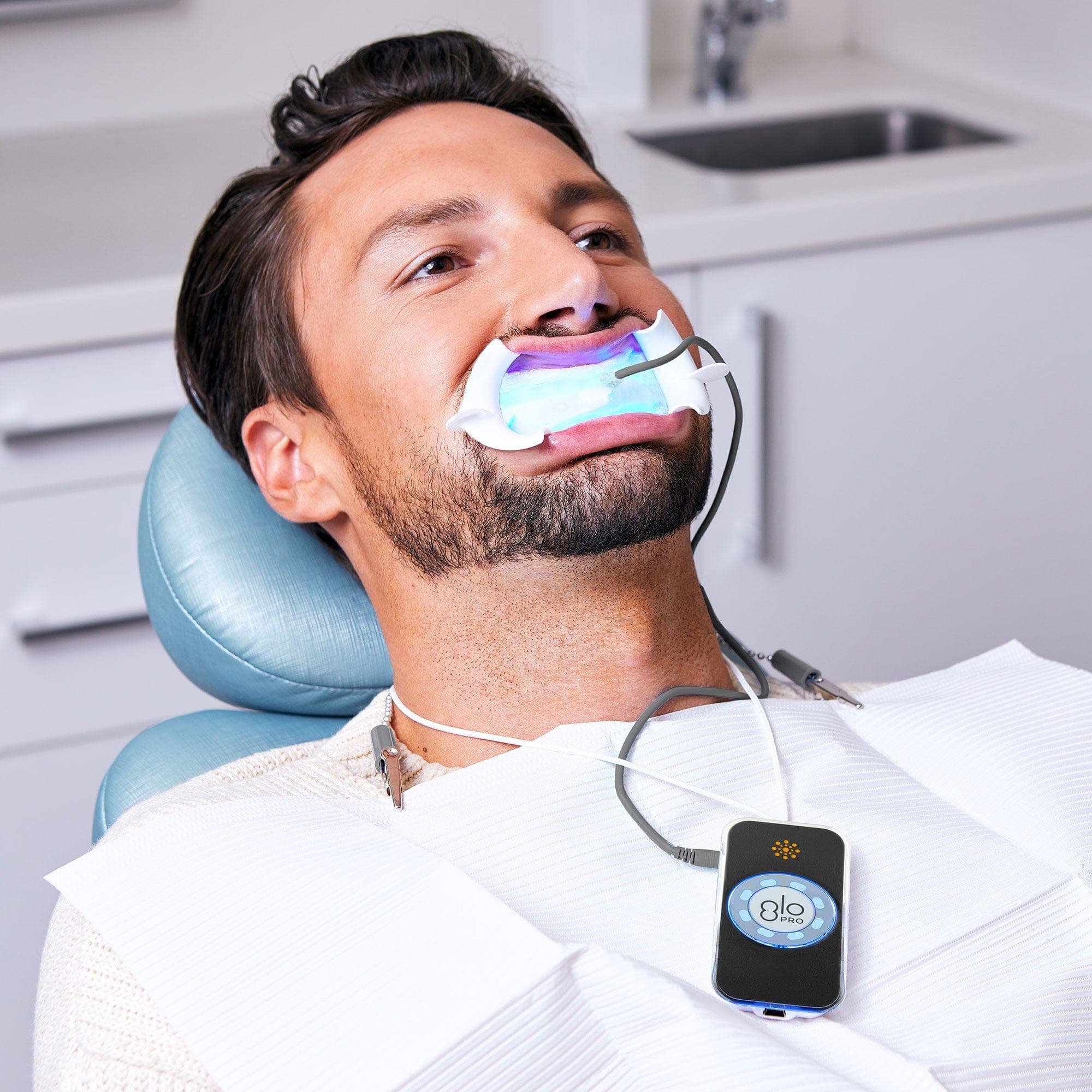 GLO Science model relaxed mid-treatment